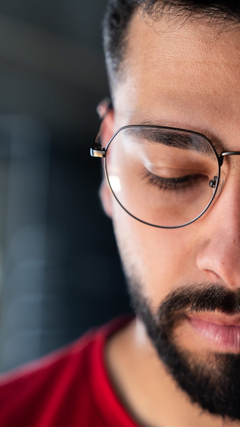 Sunglasses & Eyewear Store