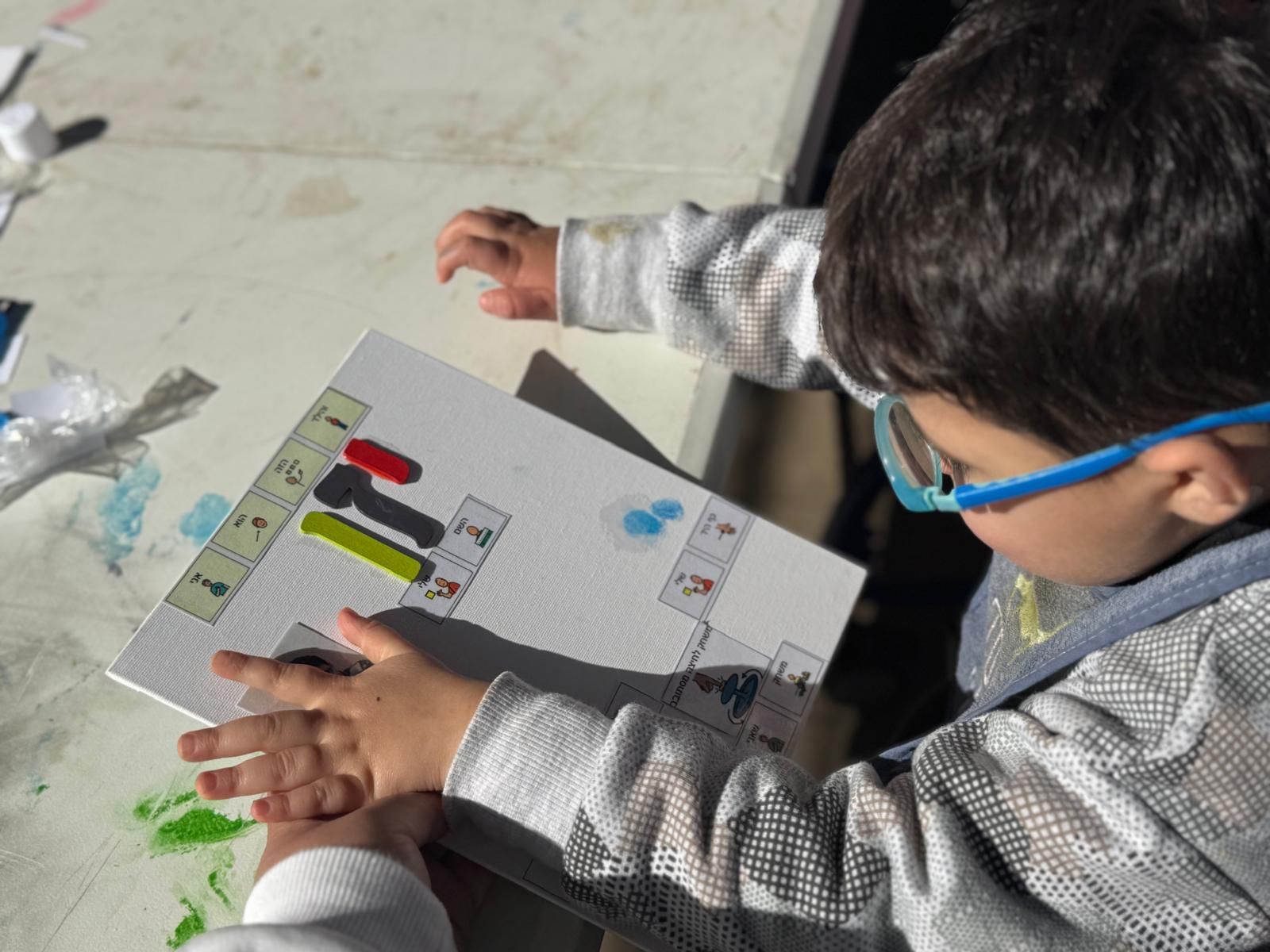 יום שיא בתקשורת