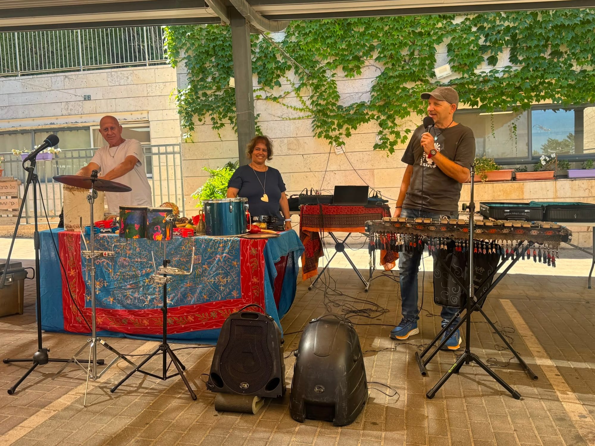 פתיחת קייטנה עם רמי שולר