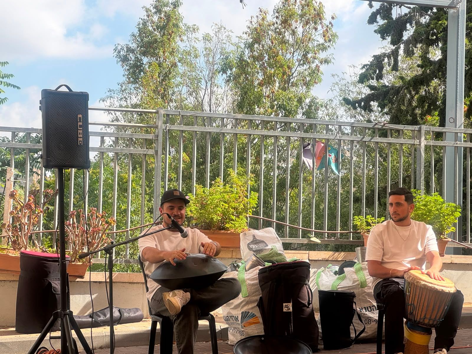 מתופפי המדבר