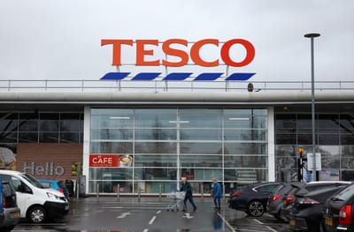 40 Tesco Stores In The UK Go Cashless
