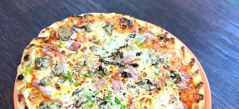 🔴 RÉGINA (Calzone)*