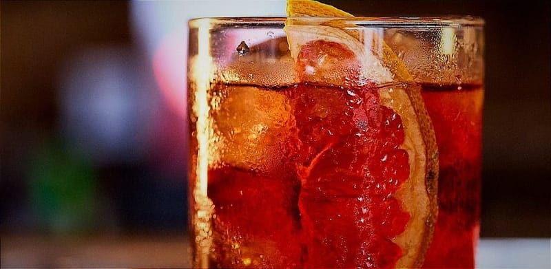 Ricard - Campari - Martini rouge & blanc - Montebello