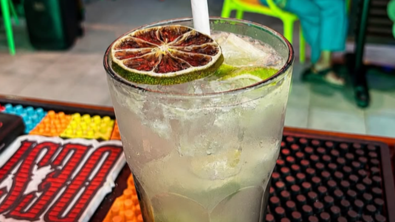 Caïpirinha Guyanaise - Caïpirinha Brasileira - Caïpiroska  -               Mojito