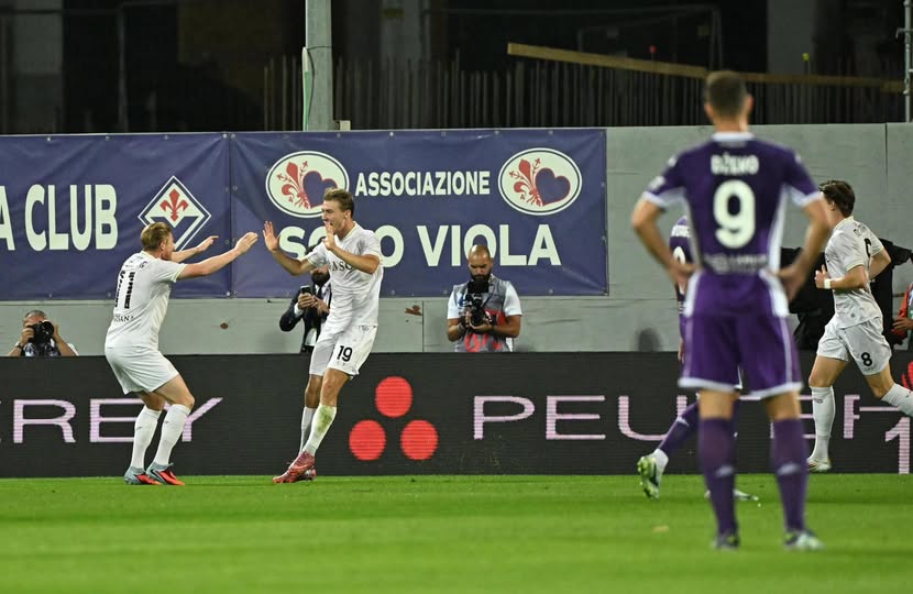 Il Napoli batte 3-1 la Fiorentina e fa bottino pieno nelle prime tre giornate