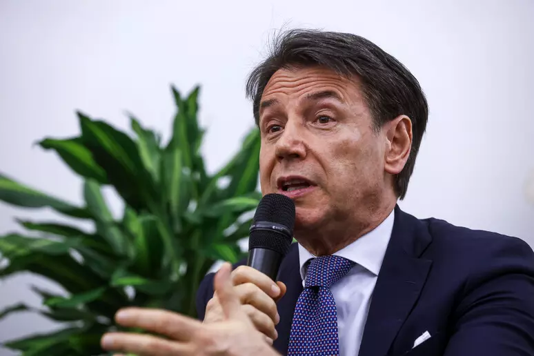 Il centrosinistra attacca: 'La riforma elettorale è una super-truffa', cresce l'ipotesi primarie