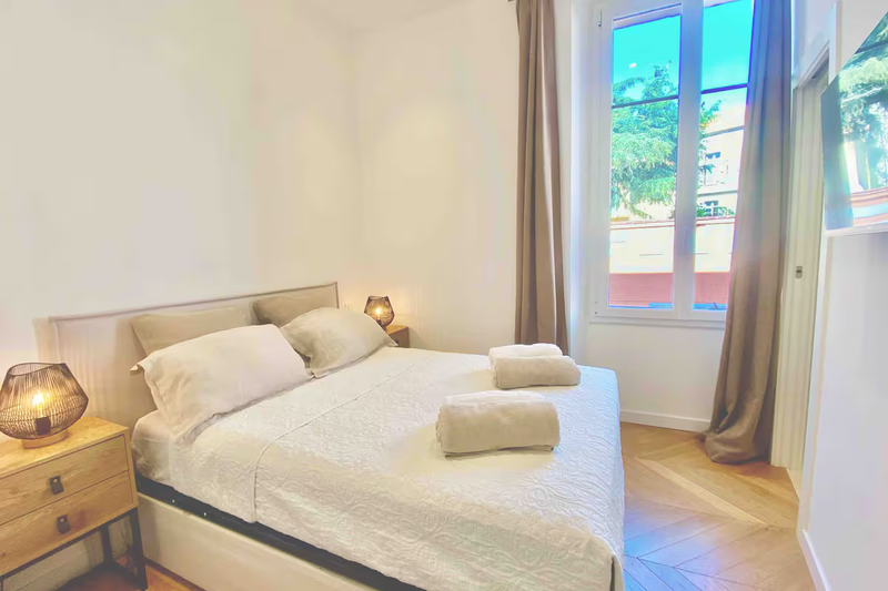 6 personnes - 4 pièces - 3 salles de douches