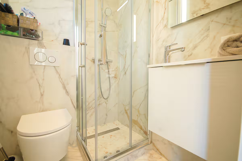 6 personnes - 4 pièces - 3 salles de douches