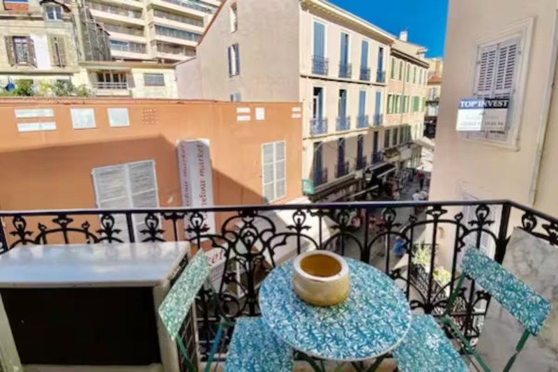 6 personnes - 4 pièces - 3 salles de douches