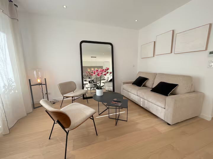 5 personnes - 3 pièces - 3 salle de douches