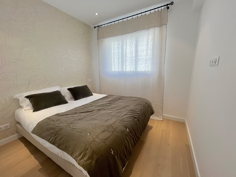 5 personnes - 3 pièces - 3 salle de douches