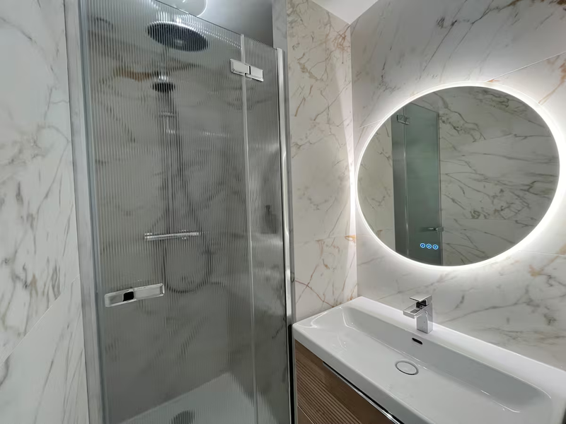 5 personnes - 3 pièces - 3 salle de douches