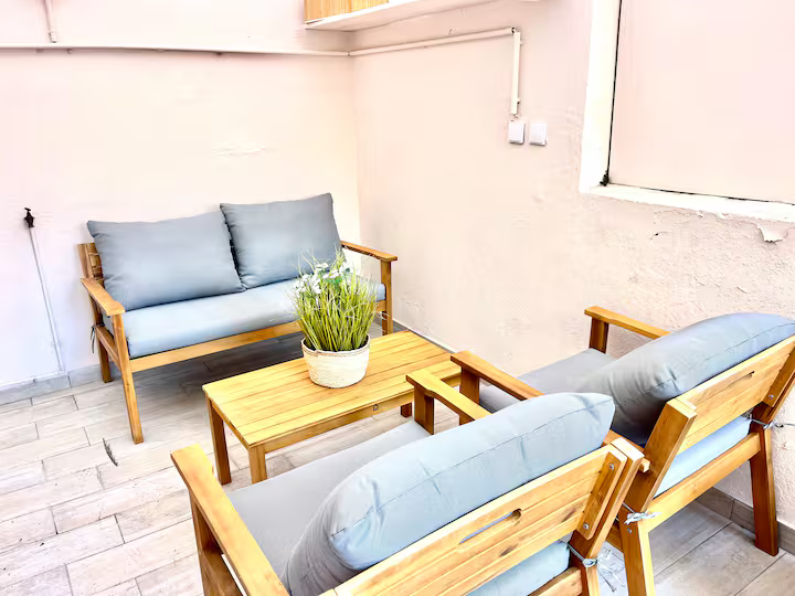 4 personnes - 2 chambres - 2 salles de douches - Garage