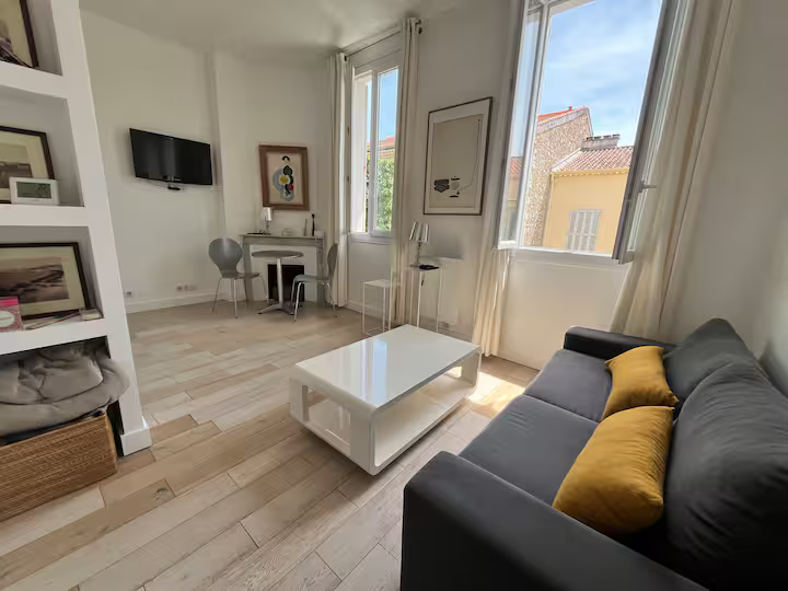 2 personnes - 1 chambre - 1 salle de bain