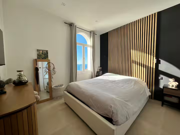 8 personnes - 3 chambres - 3 salles de douches