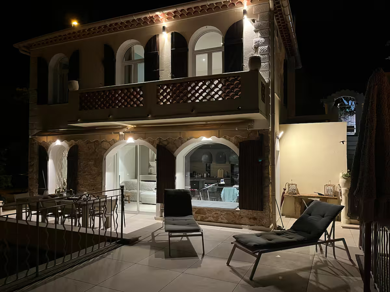 8 personnes - 3 chambres - 3 salles de douches