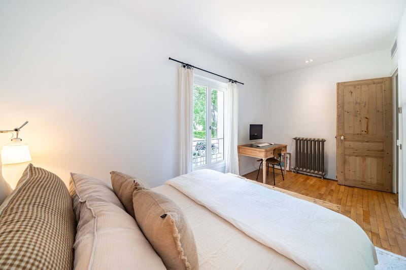 10 personnes - 5 chambres - 2 salles de douches