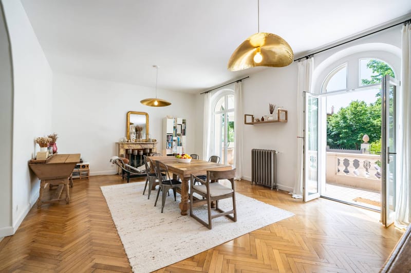 10 personnes - 5 chambres - 2 salles de douches