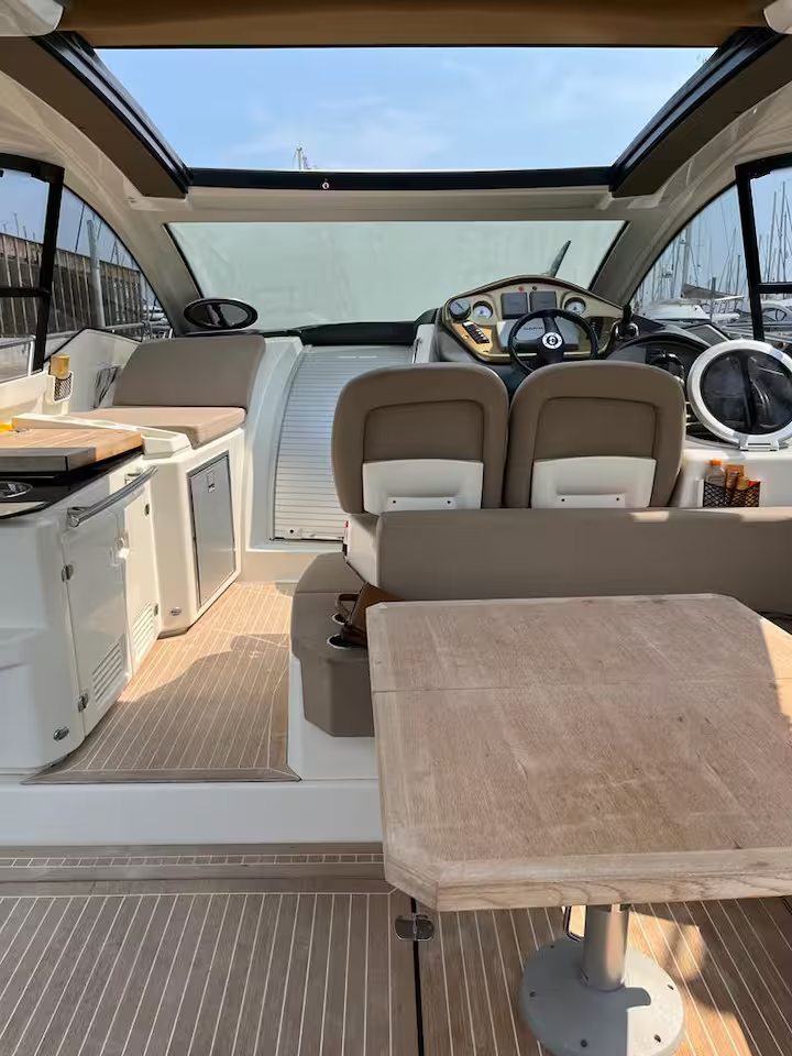 4 personnes - 2 chambres - 1 salle de couche