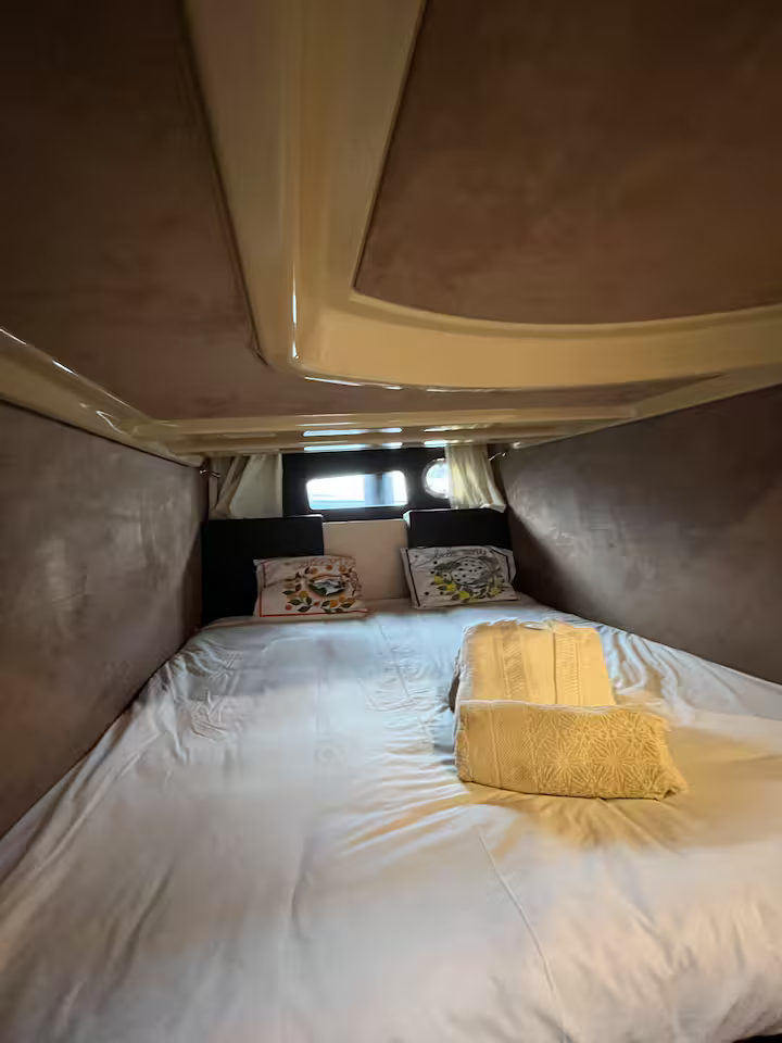 4 personnes - 2 chambres - 1 salle de couche