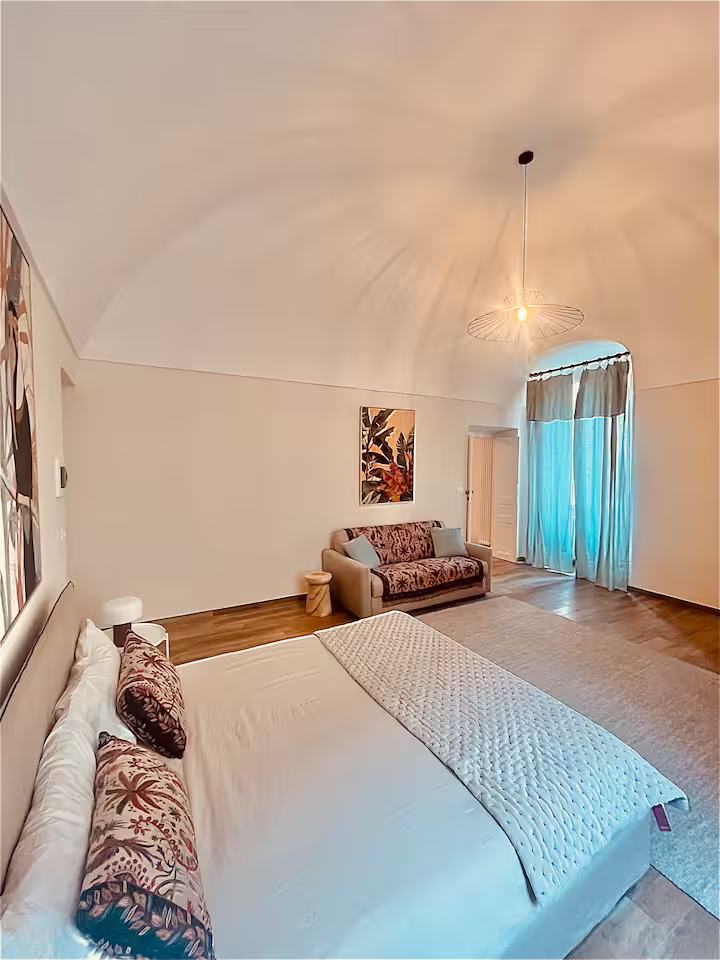 6 personnes - 2 chambres - 1 salle de douche  