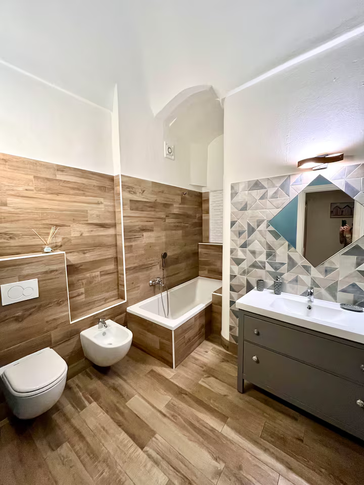 6 personnes - 2 chambres - 1 salle de douche  