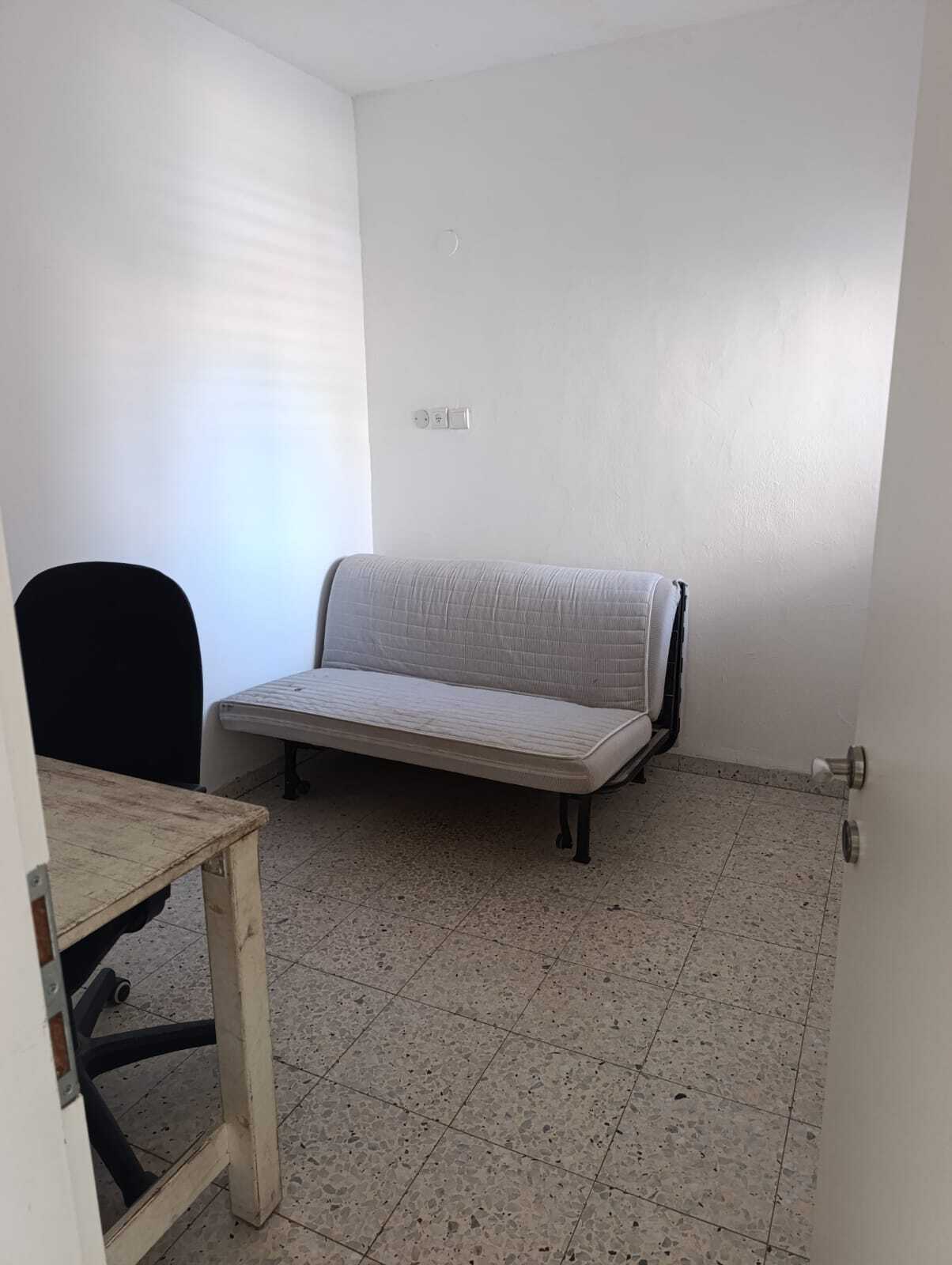 4 חד' שכונה ג' 