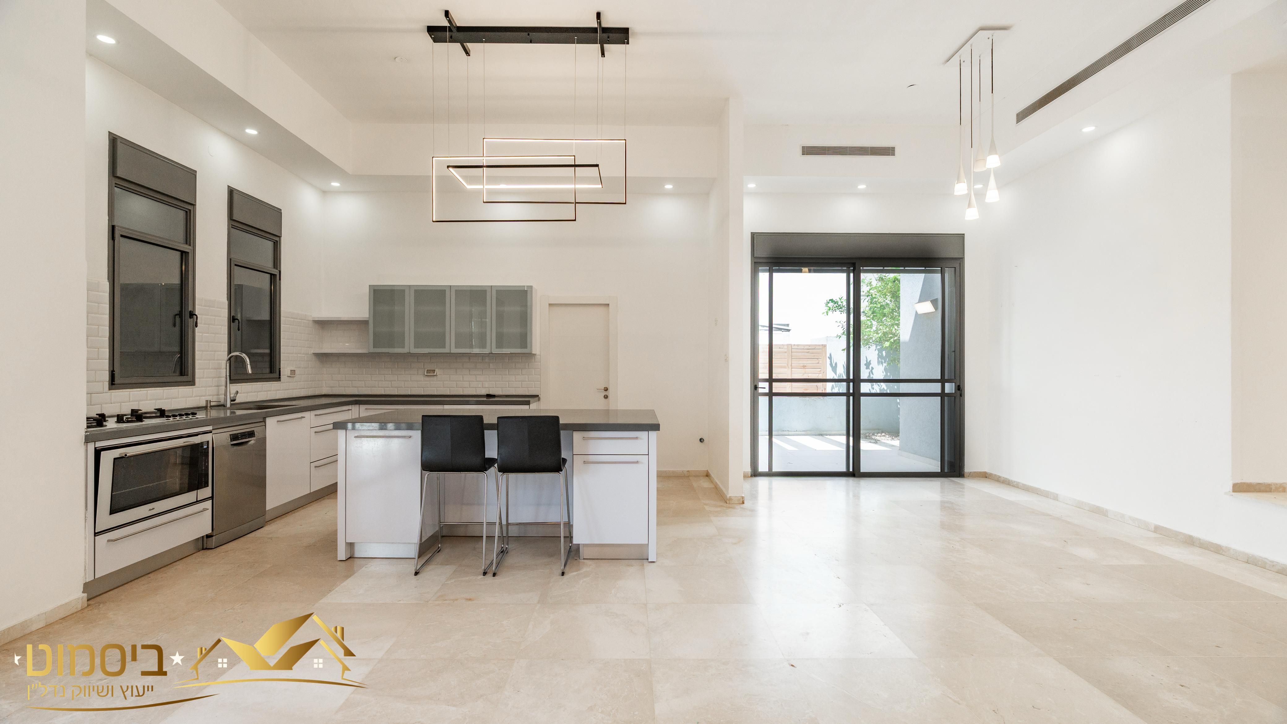 וילה מפלס 1 בפלח 7 