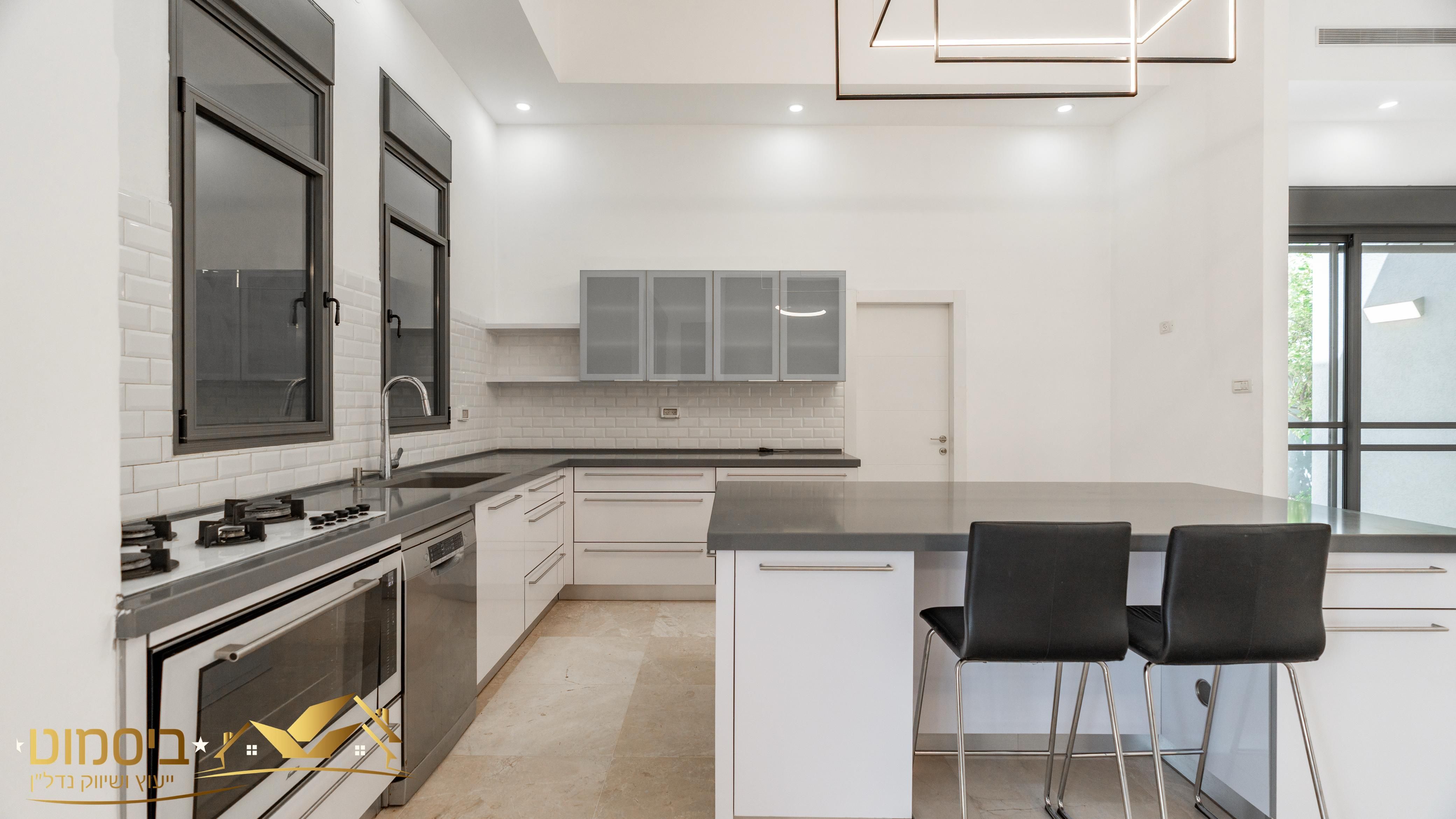 וילה מפלס 1 בפלח 7 