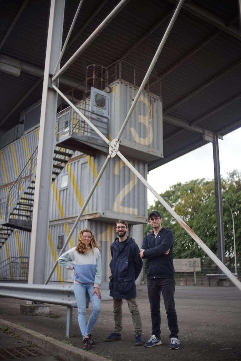 White Wire + Henchman