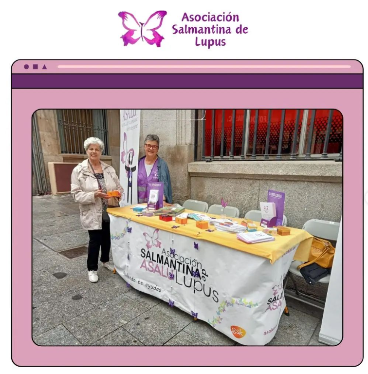 Mesa informativa por el Día mundial del Lupus.