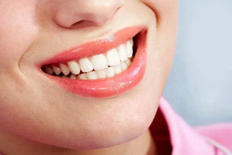 Professional Chairside Whitening Treatment for Noticeably Brighter and Healthier Looking Teeth in Houston