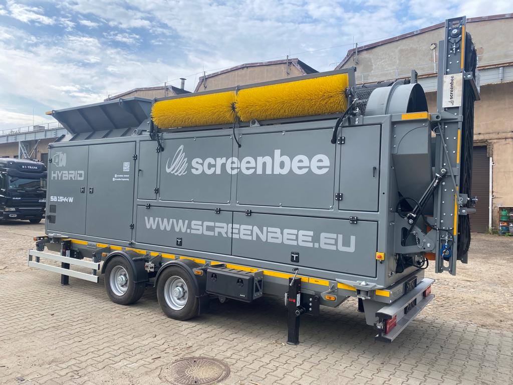 ScreenBee SB15.44W Mobile Trommel Screen