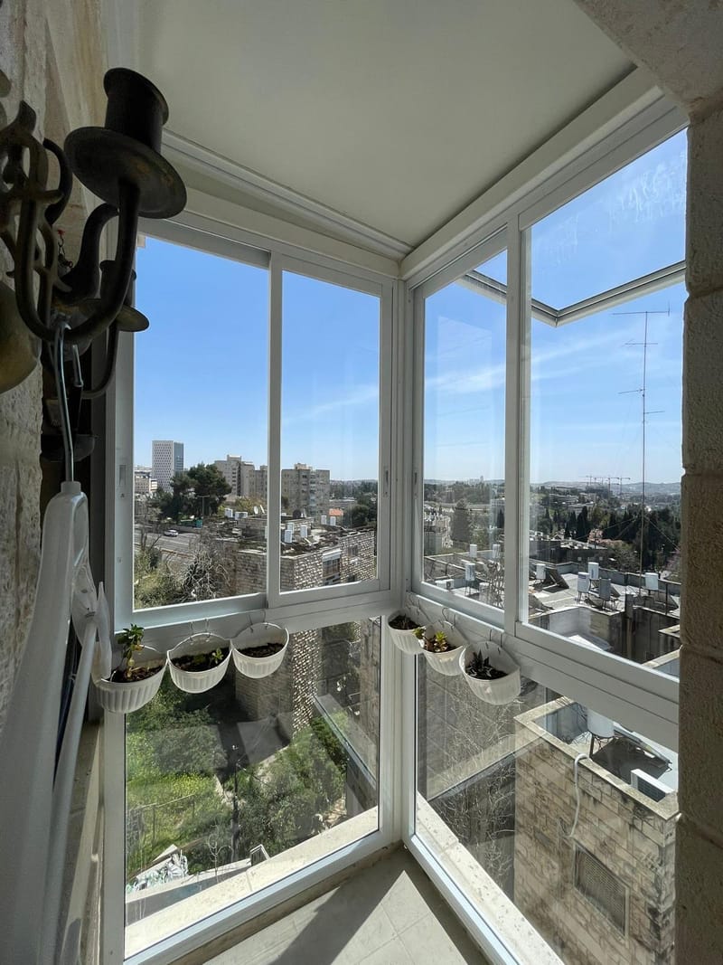 המרפסות שלנו 