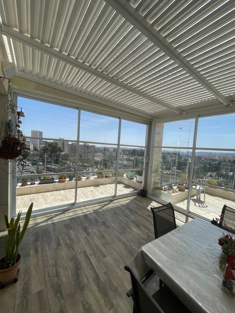 המרפסות שלנו 