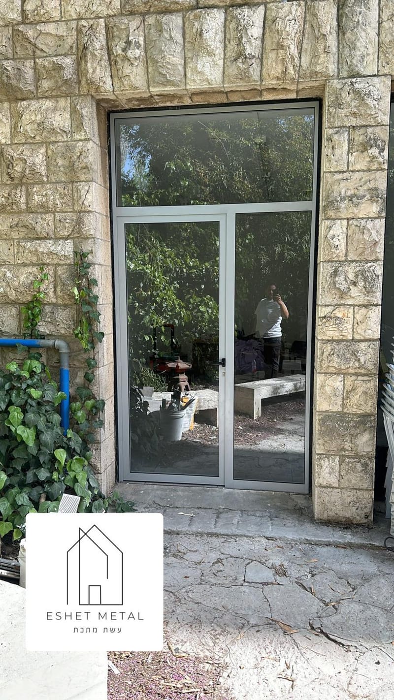 דלתות אלומיניום 