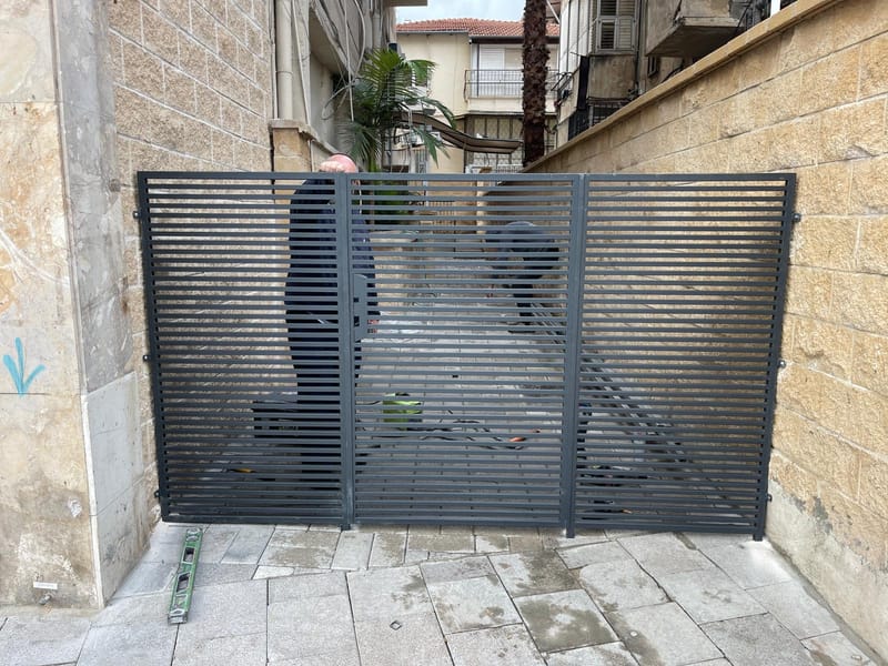 גדרות ושערים