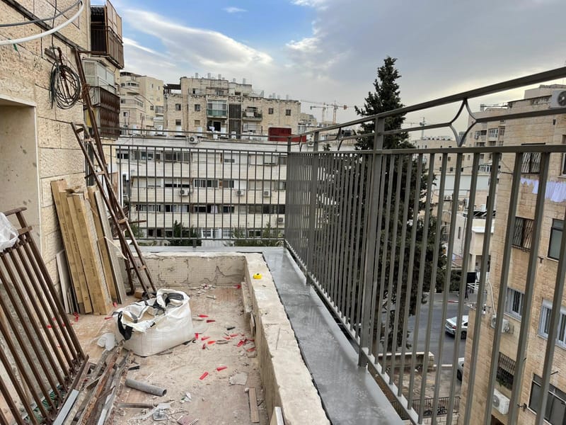 מרפסות מברזל 