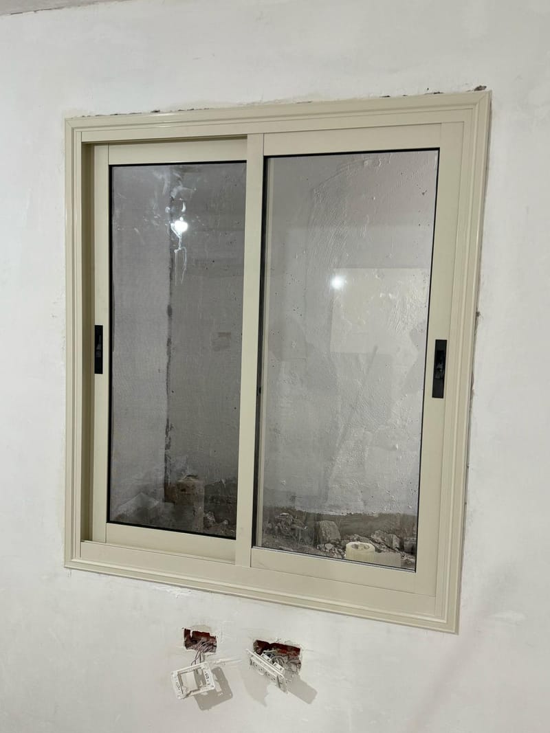 חלונות / ויטרינות סטנדרט  7000/9000 