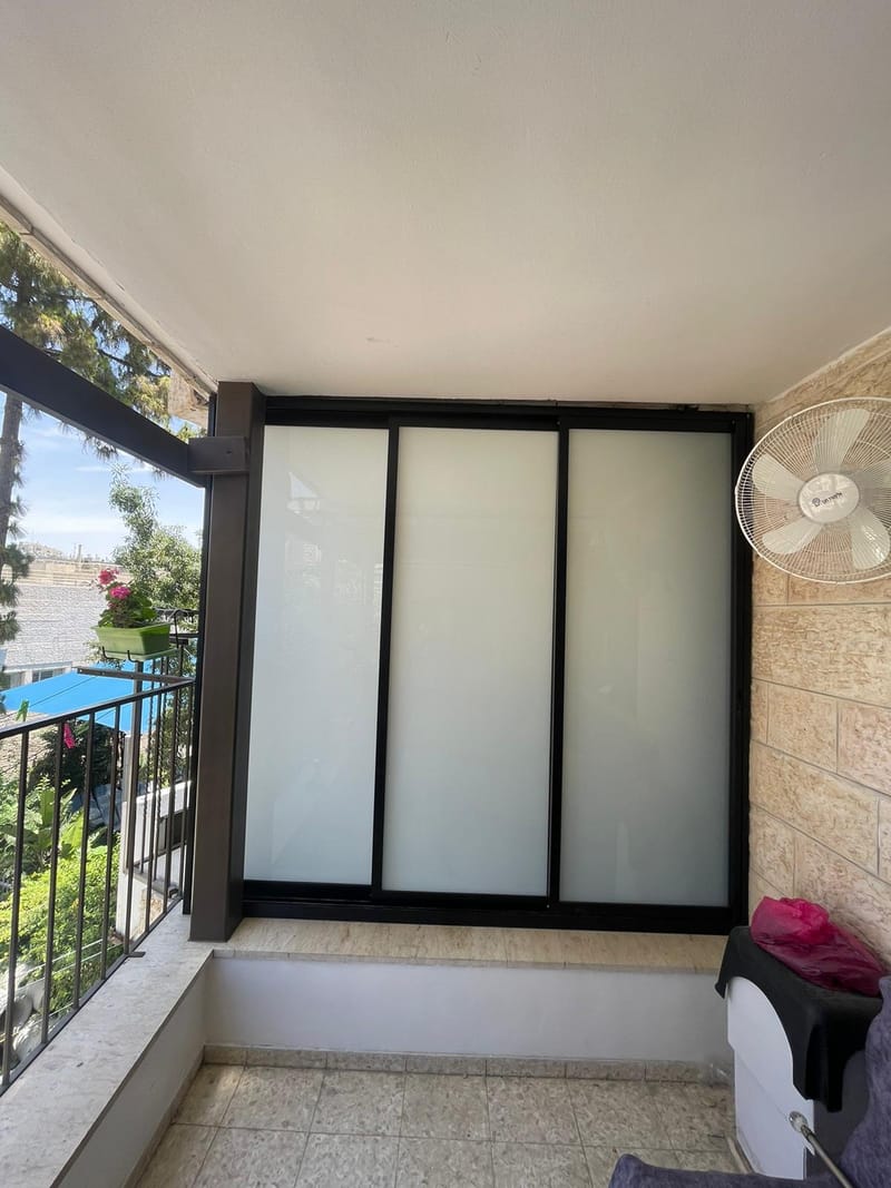 חלונות / ויטרינות סטנדרט  7000/9000 