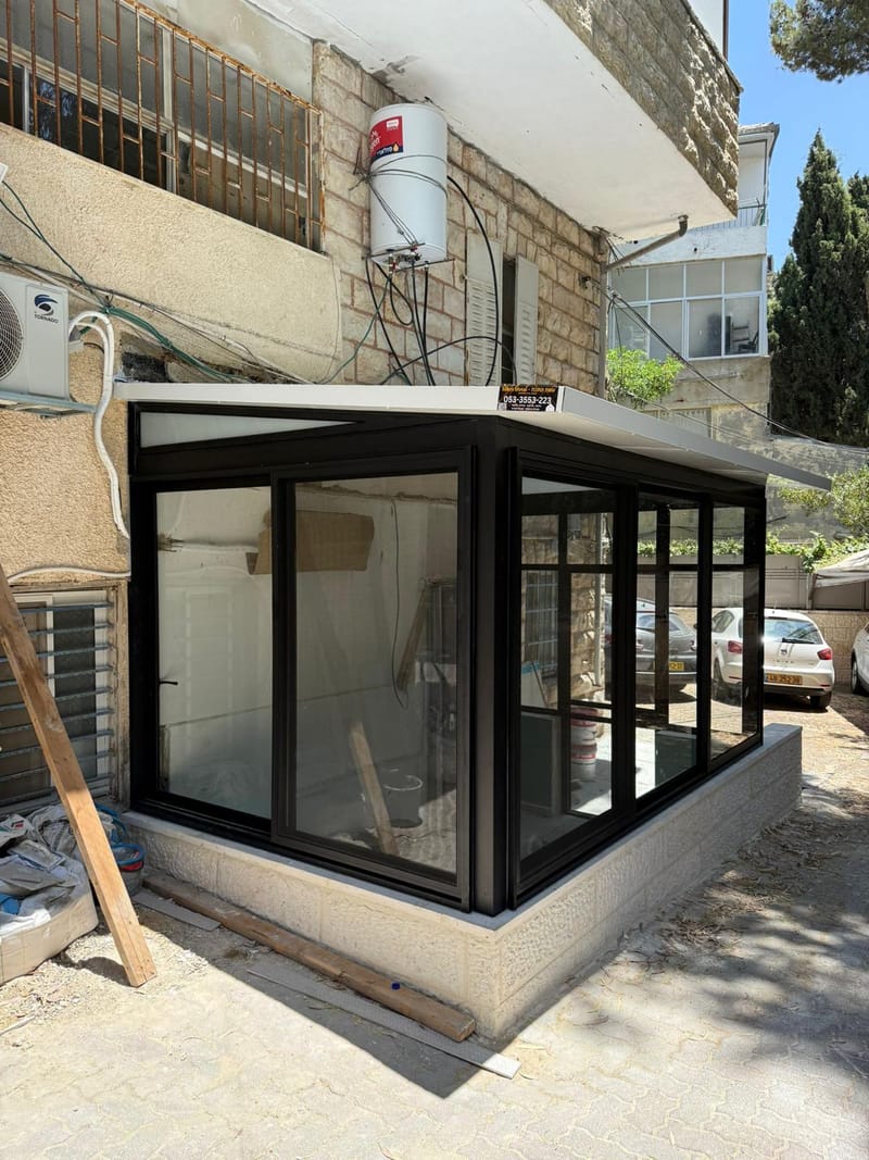 המרפסות שלנו 