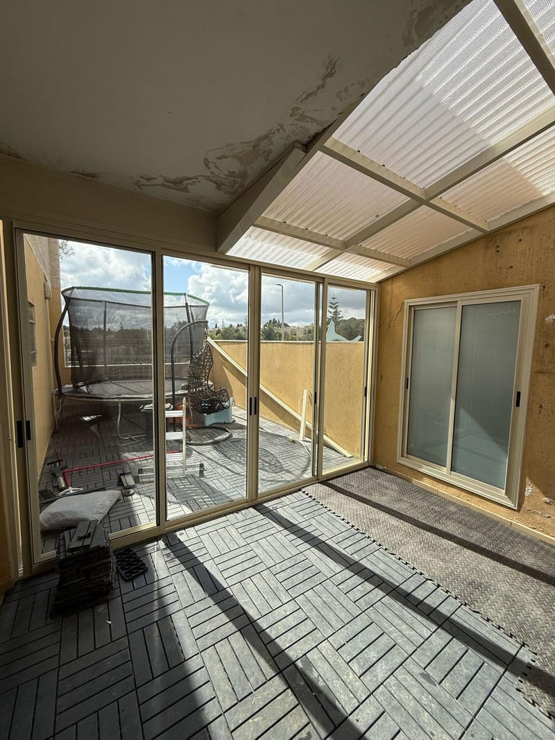 המרפסות שלנו 