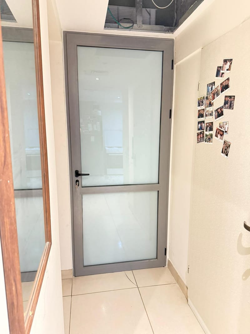 דלתות אלומיניום 