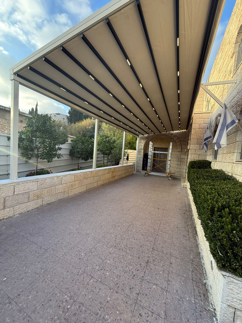 פרגולות חשמליות 