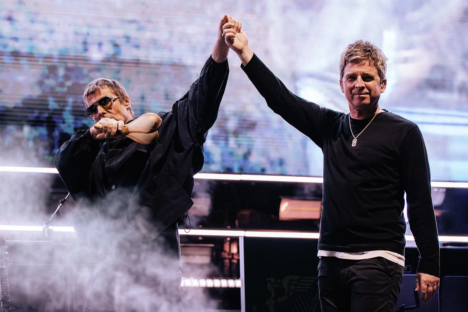 Oasis Live 27 Rumours Heat Up
