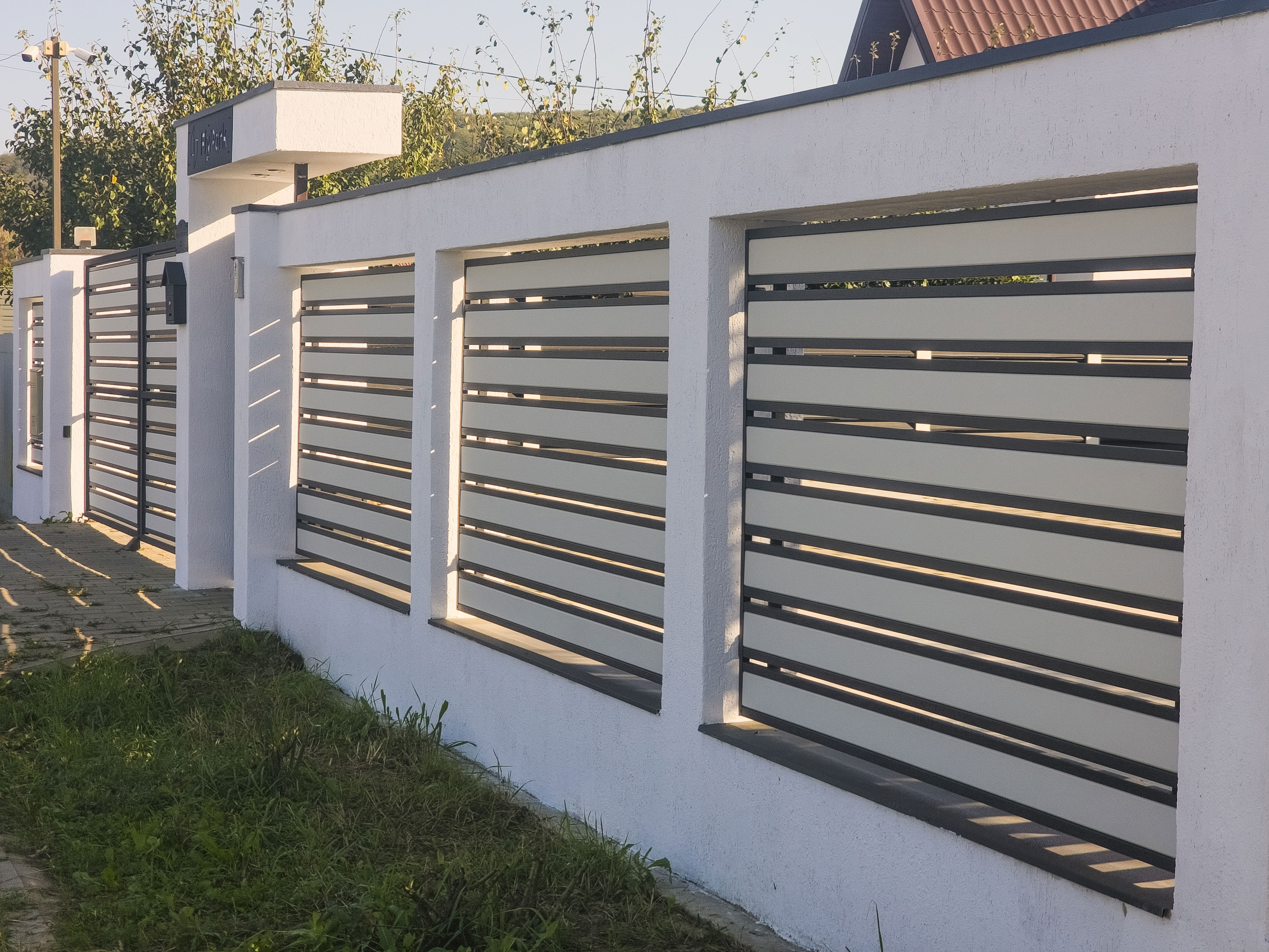 Box type fences