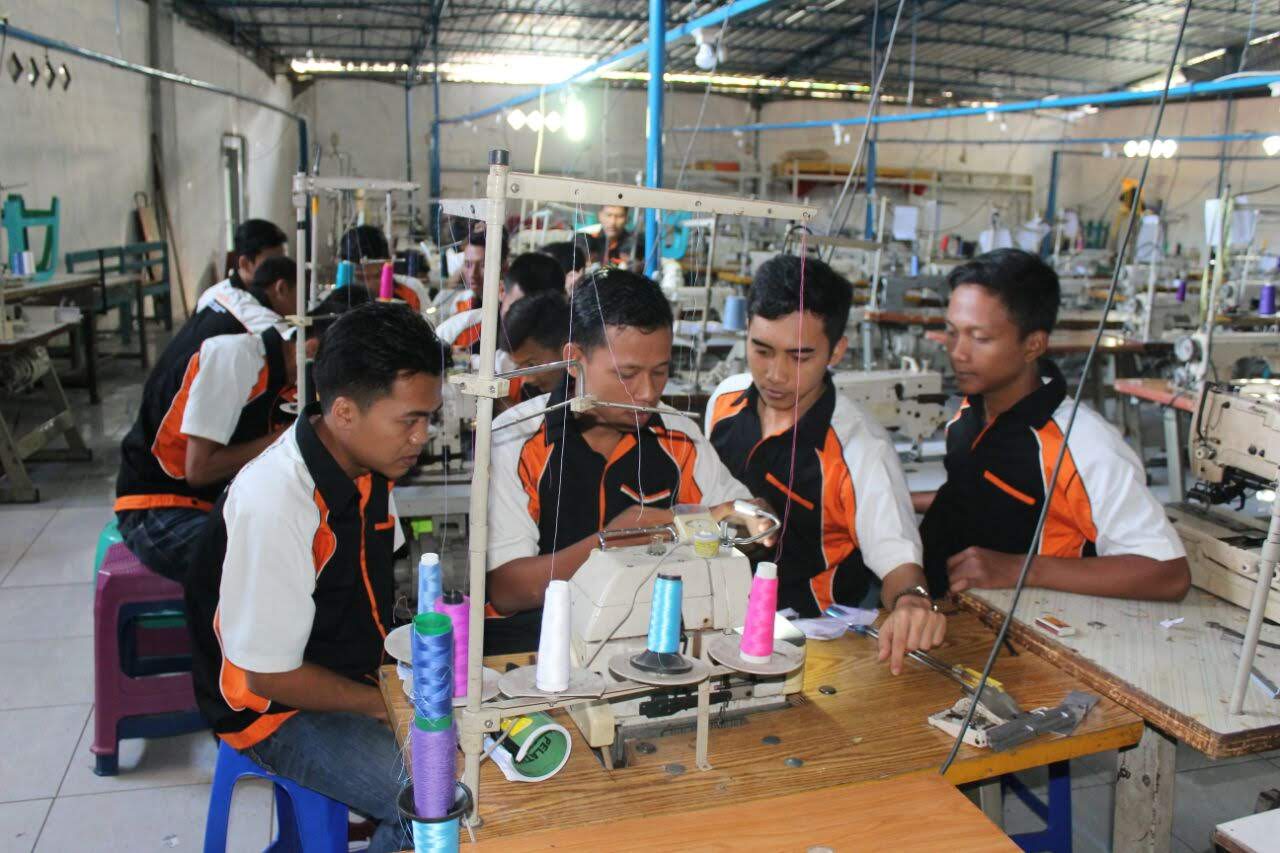 Pelatihan Teknisi Garmen