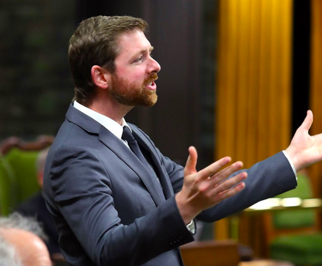 Port de ContrecœurLe gouvernement libéral doit exclure le recours à C-5 -Le député de Pierre-Boucher–Les Patriotes–Verchères  Xavier Barsalou-Duval - Le Contrecourant le 28 août 2025