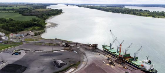 Le 22 mars 2026 - Sols contaminés: un comité demande au Port de respecter les règles municipales - L'Actualité