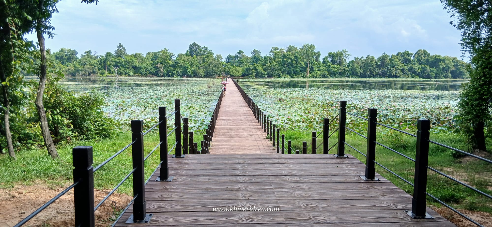 Neak Poan Temple